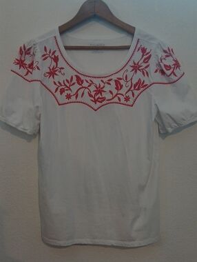 Talbots White Short-Sleeve Tee with Red Floral Embroidery